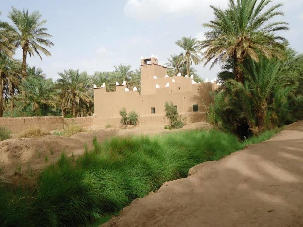 Riad Tagmadarte Ferme D'Hote 자고라 외부 사진