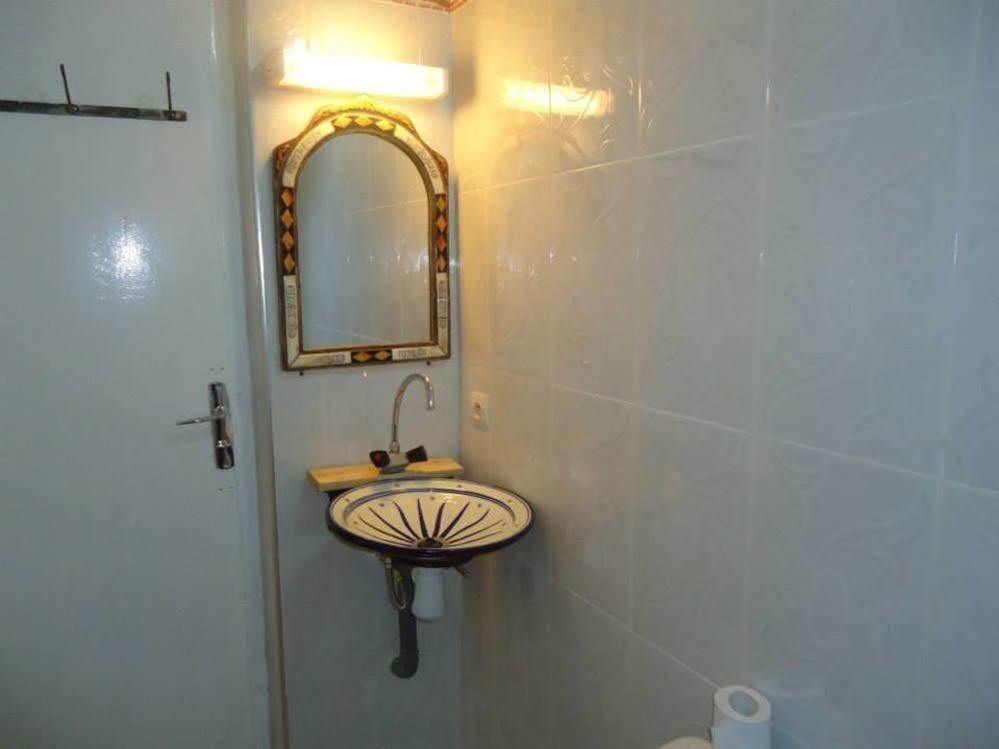 Riad Tagmadarte Ferme D'Hote 자고라 외부 사진